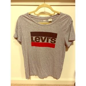 Levi’s Top